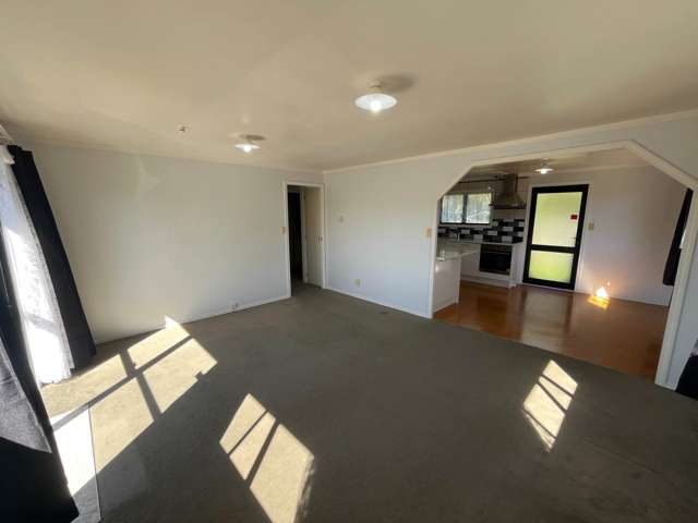 24A Netherlands Avenue Kelston_1