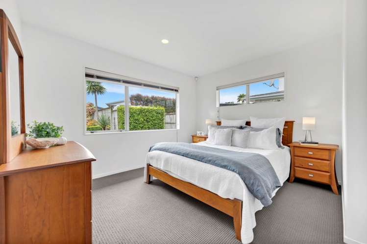 17 Pine Harbour Parade Beachlands_22