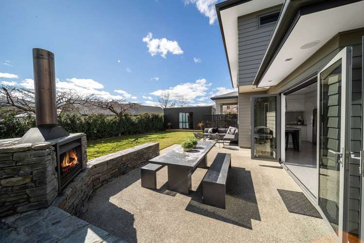 9 Bridesdale Drive Dalefield/Wakatipu Basin_34