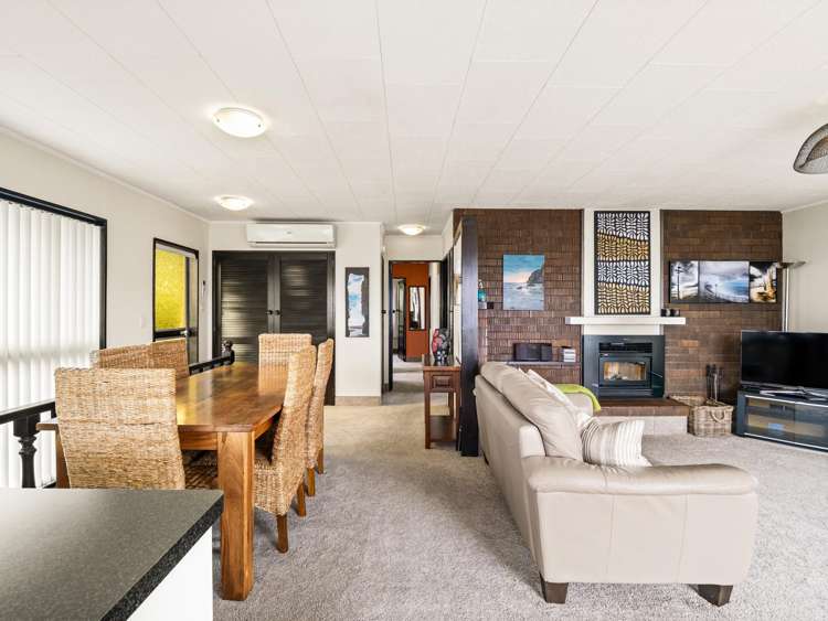 62 Easther Crescent Kew_5