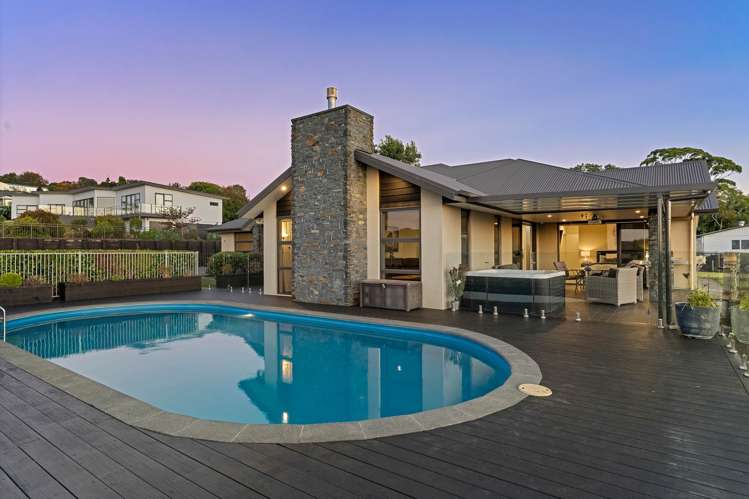 11 Bernora Crescent Bombay_8