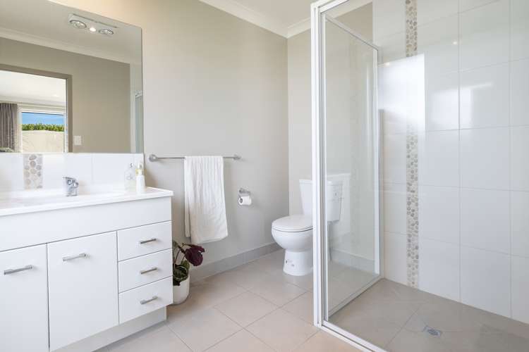 1 Parkland Rise Omokoroa_11