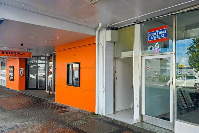 REFURBISHED LEVEL 1 OFFICE OR CLINIC