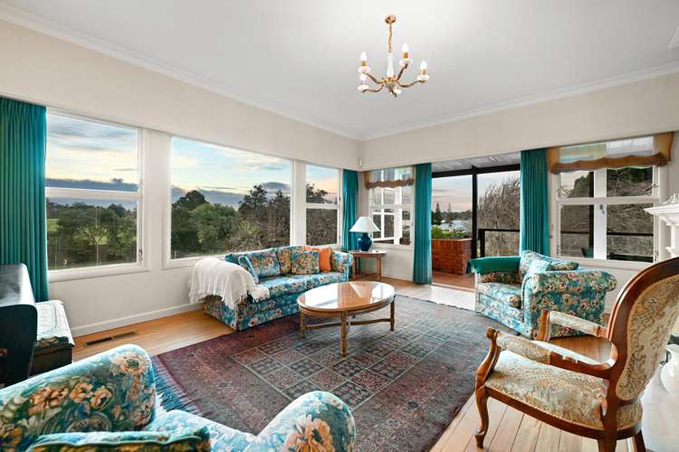 148 Lake Crescent Hamilton Lake_10