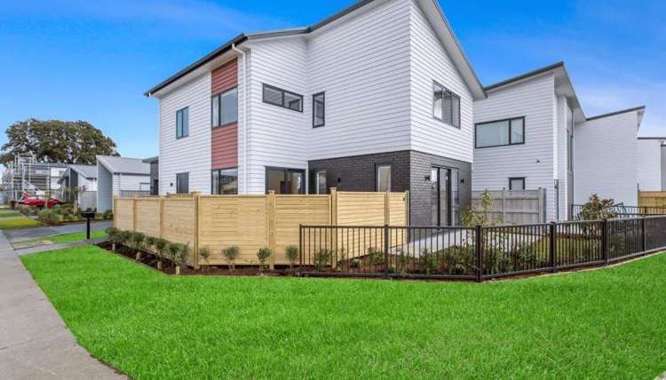 33 ADLAM LANE "WAIATA SHORES"_0
