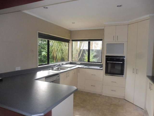 396C River Road 10458_1