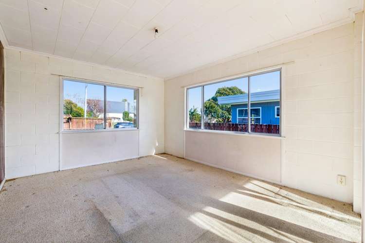 1/30 Ridgemount Rise Mangere Bridge_9