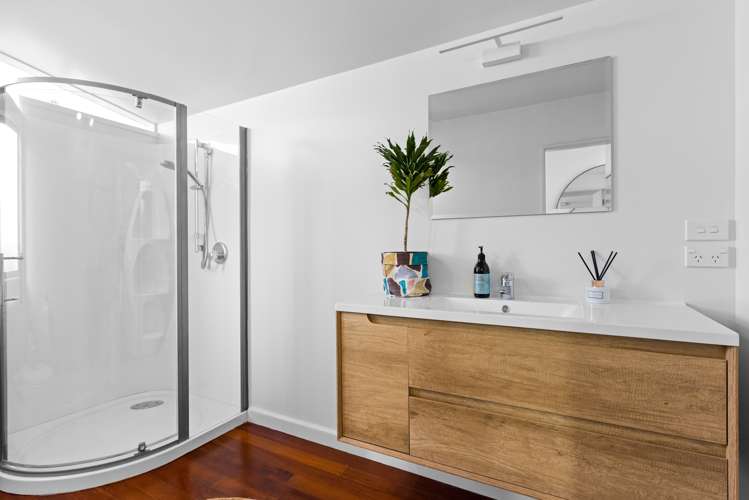 2 Cobden Road Bluff Hill_19