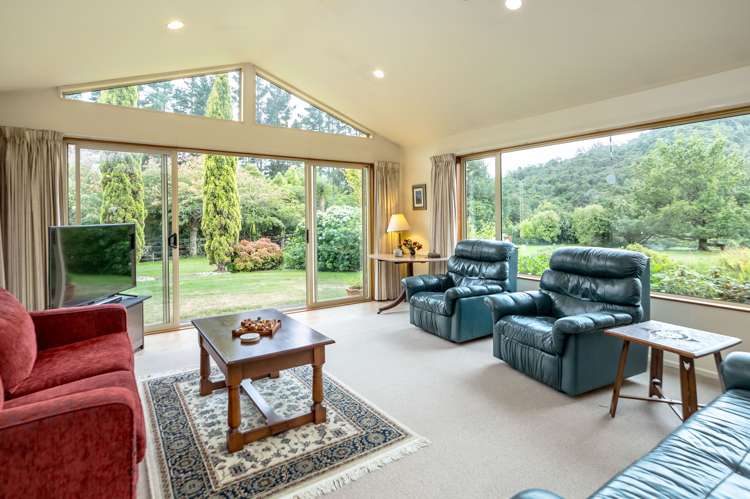 1789 State Highway 2 Kaitoke_11