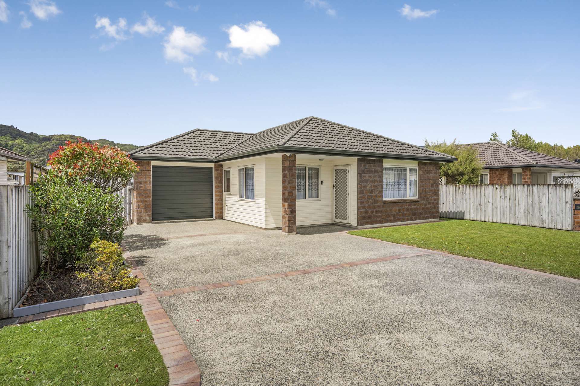 16 Woodland Mews Wainuiomata_0