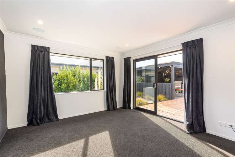 4 Old Farm Place Rangiora_10