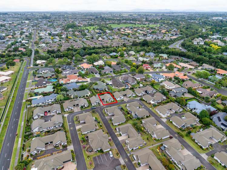 27/16 Rototuna Road Flagstaff_12