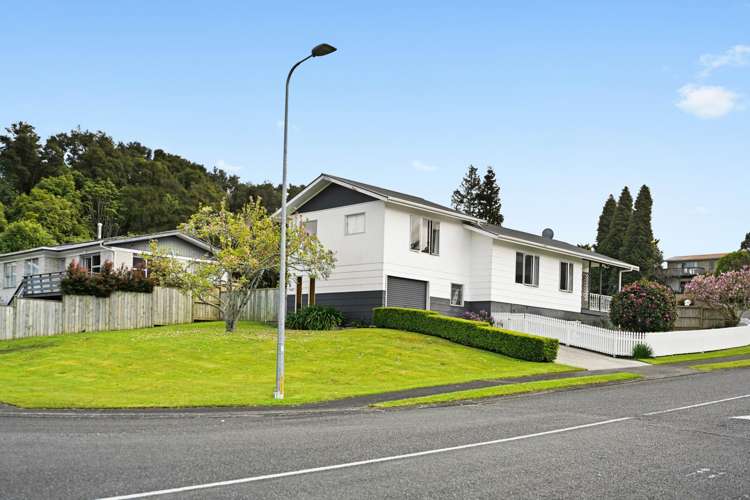 1 Birch Hill Place Dinsdale_12