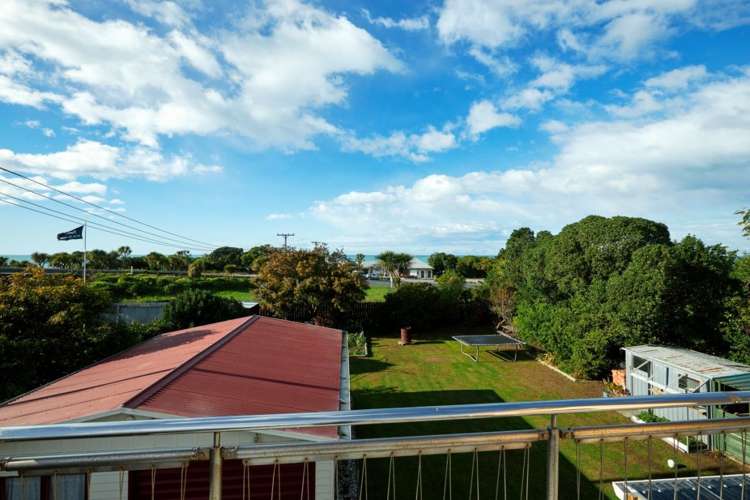 11 Sunrise Place Kekerengu_32