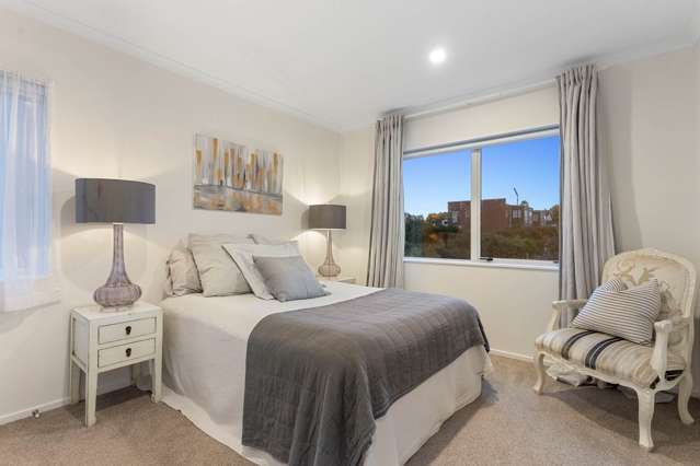 1 Mahinga Lane Massey_3