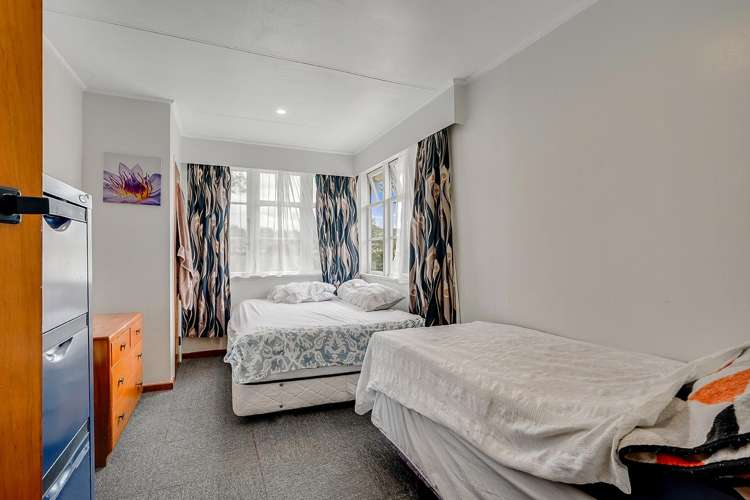 25 & 25A Paul Crescent Fairfield_7