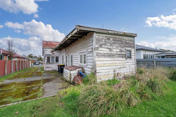 16 Lowe Street Avenal_7