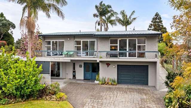 4 Bedroom- Te Kamo