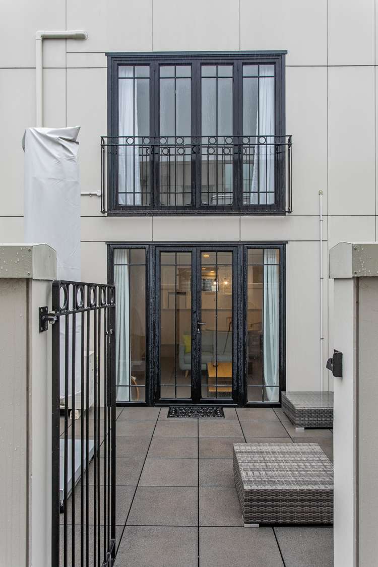 6f/8 Farnham Street Parnell_14