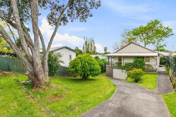 2/15 Tahi Terrace Glen Eden_1