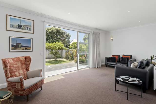 74 Oroua Street Eastbourne_3