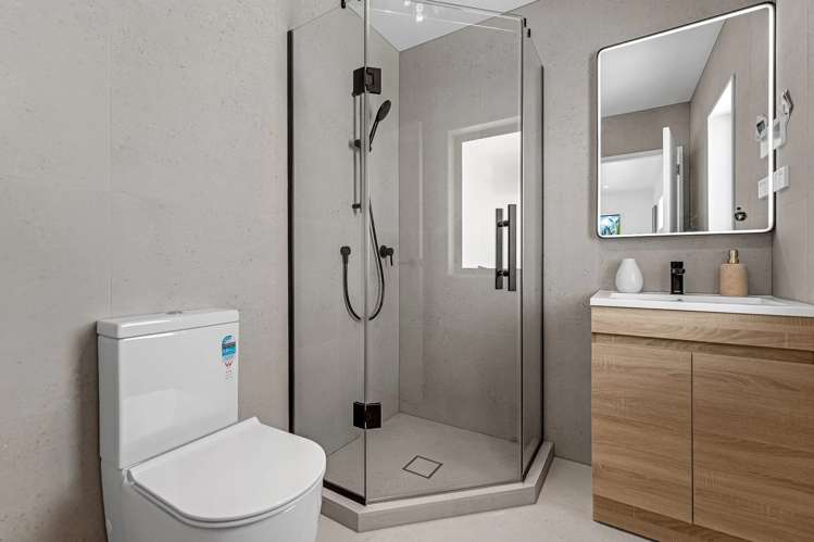 21B County Road Torbay_12