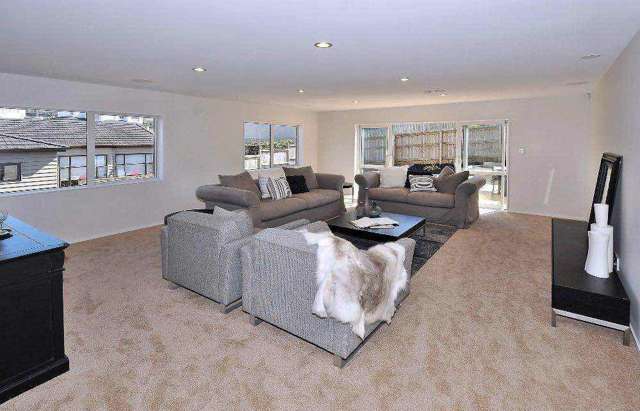 7 Borneo Drive Fairview Heights_1