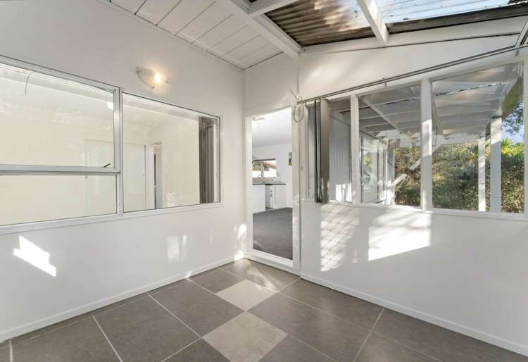 4/304 Great North Road Henderson_7