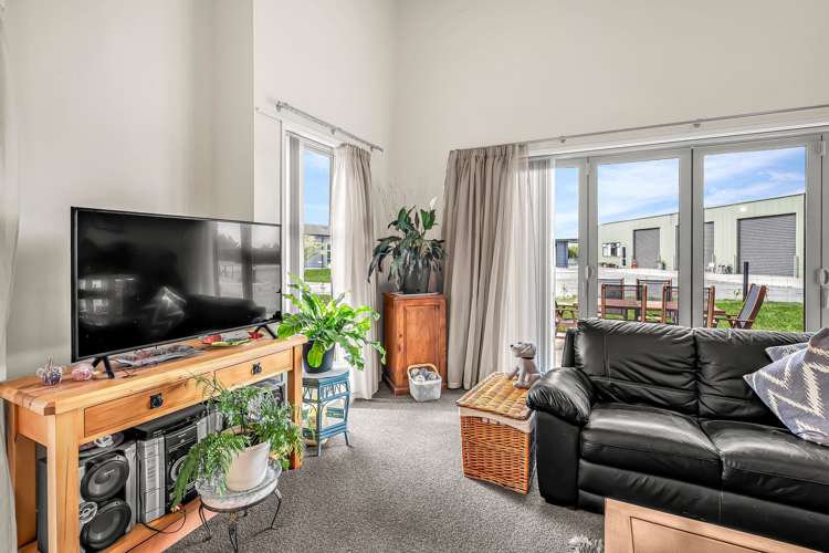 376 No 10 Road Swannanoa_12