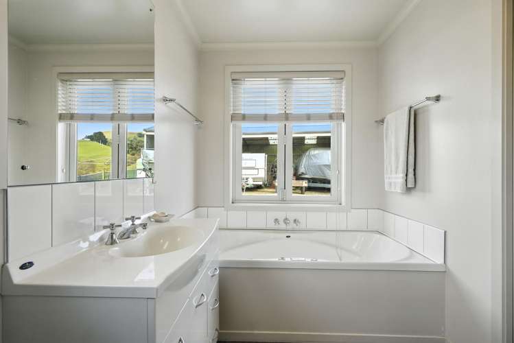 215 Flag Swamp Road Waikouaiti_22