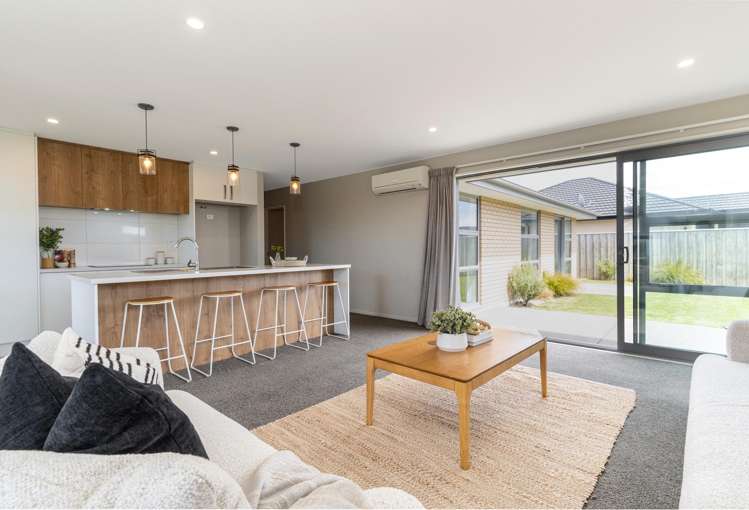 45 Bonecrusher Street Lincoln_6