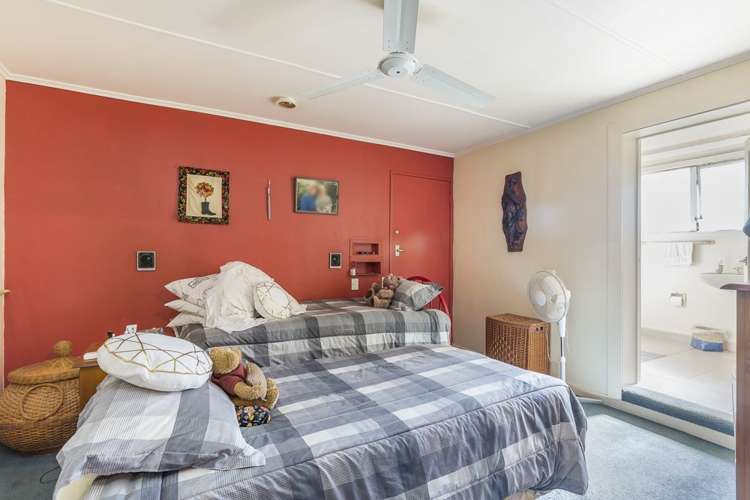 4 Raleigh Road Northcote_14