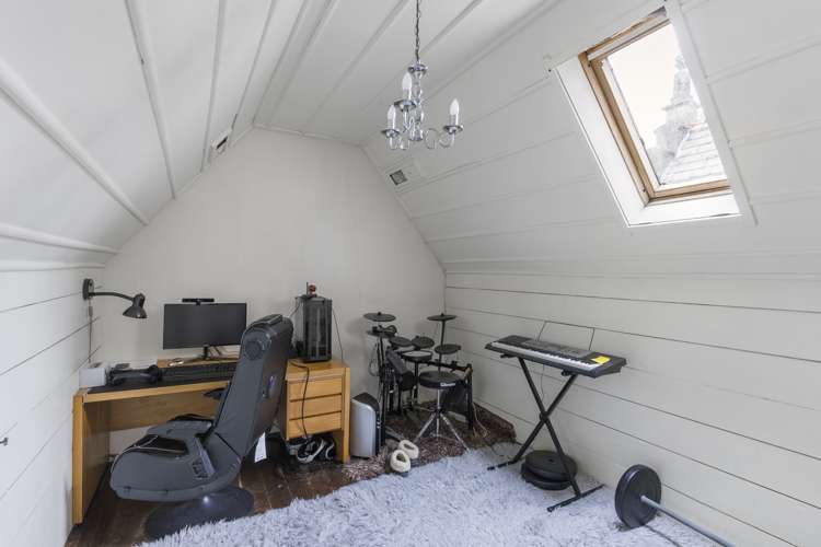 11 Castle Drive Epsom_16