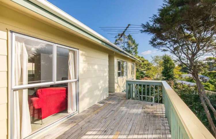 2/159A Manuka Road 10878_10