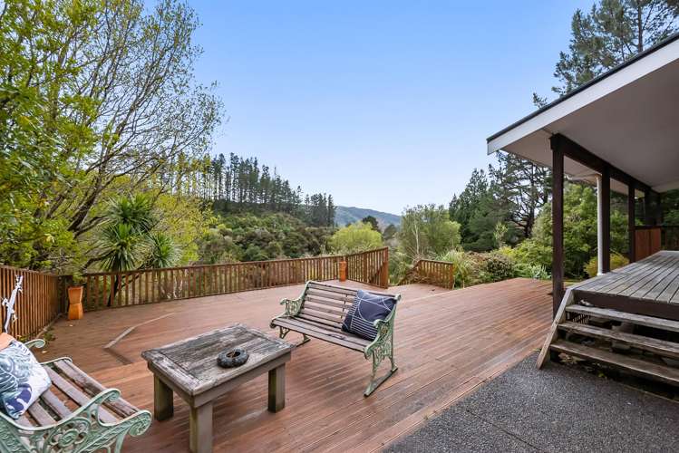 70 Kaitoke Loop Road Upper Hutt_17