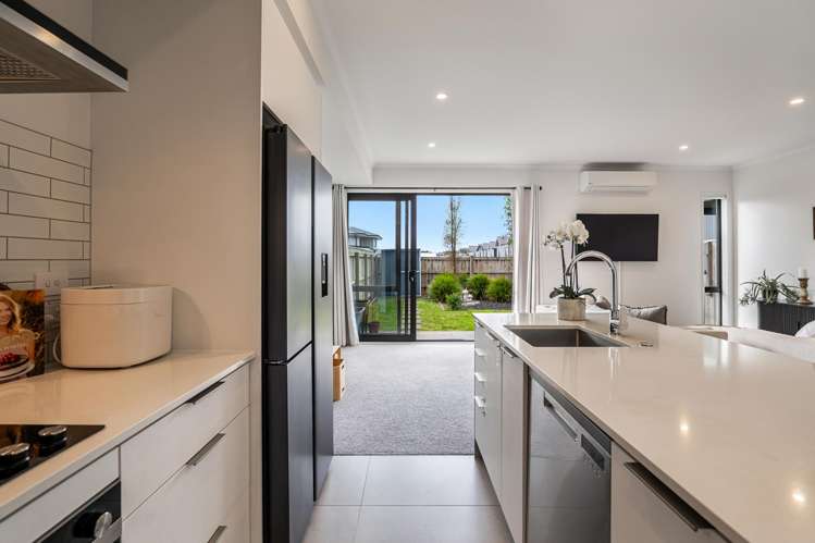 84 Symes Drive Red Beach_9