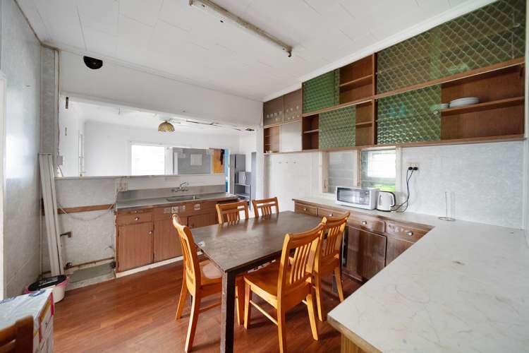 332 Massey Road Mangere East_14