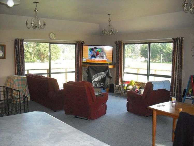 60 High Street Eketahuna_10