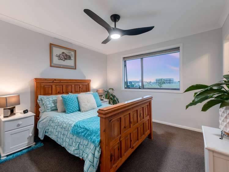 32 Sabre Street Papamoa_12