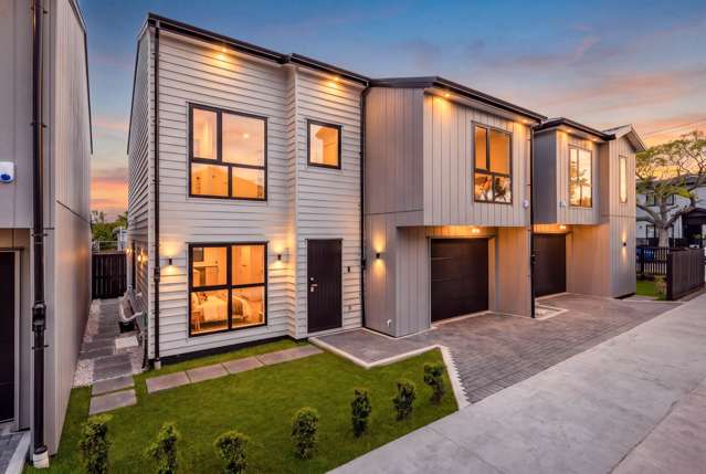 MODERN FREESTANDING 4 BEDROOM LUXURY