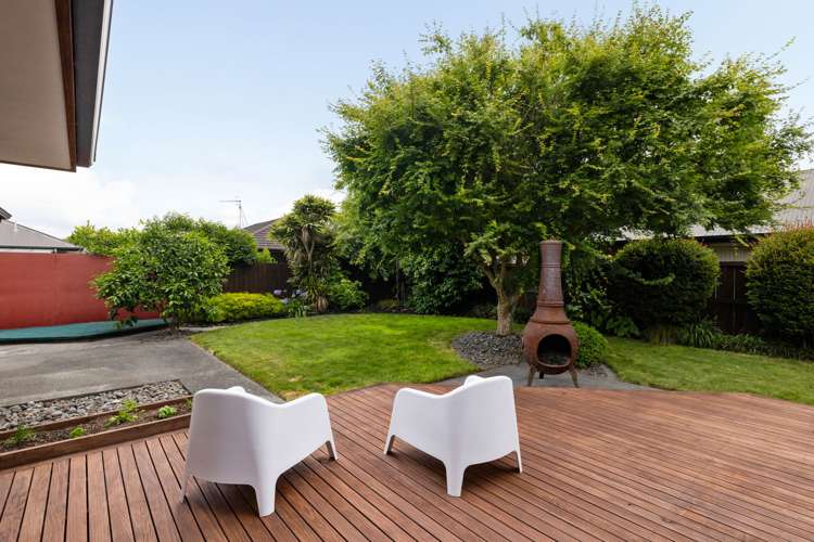 53 Barrington Drive Huntington_17