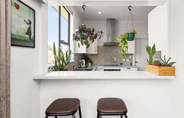 900 Duke Street 10487_2