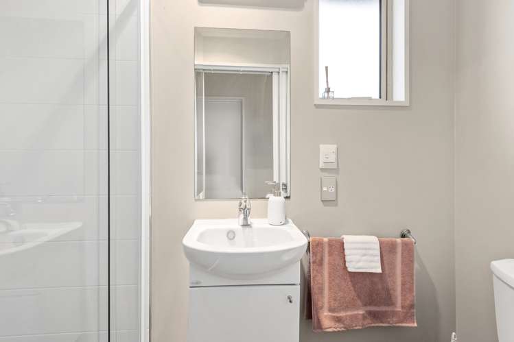 2/59 Olliviers Road Phillipstown_10