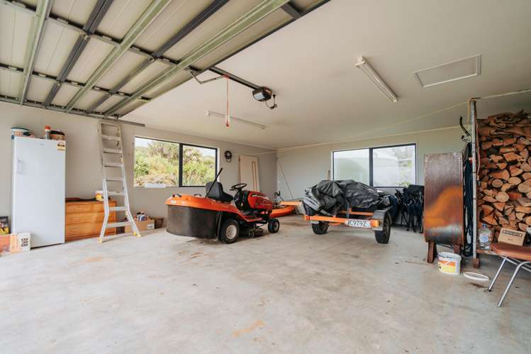 258 Jacks Bay Road Owaka_24