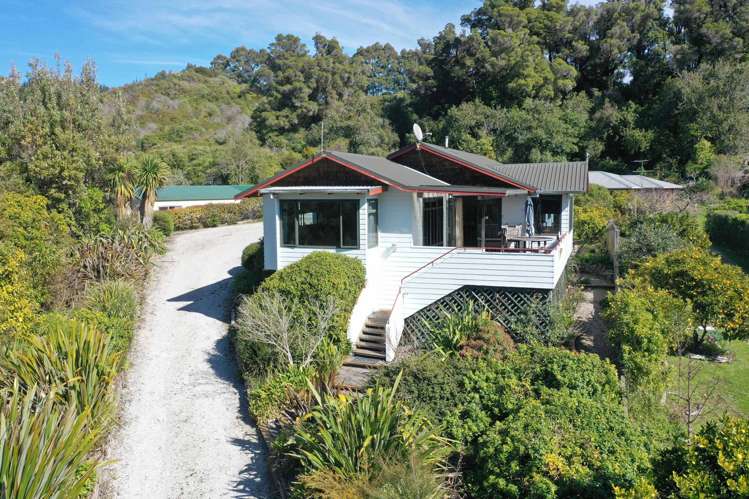 10 Haile Lane Takaka_16