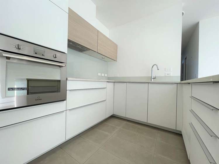 102/2 Bluegrey Avenue Stonefields_2