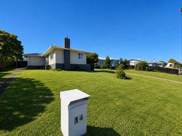 Spacious Family Home in Manurewa
