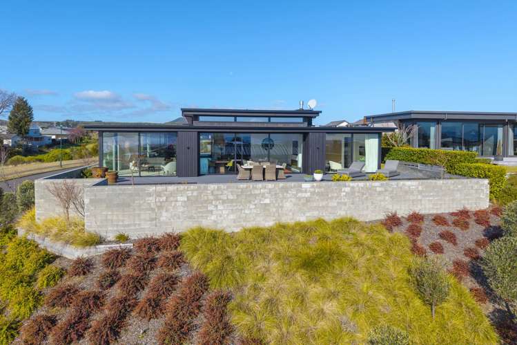 35 Pukenamu Road Rainbow Point_2