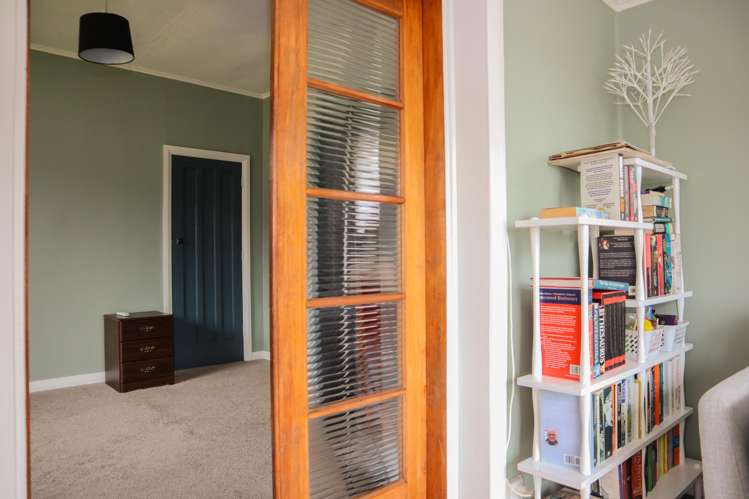 38 Firth Street Cobden_13