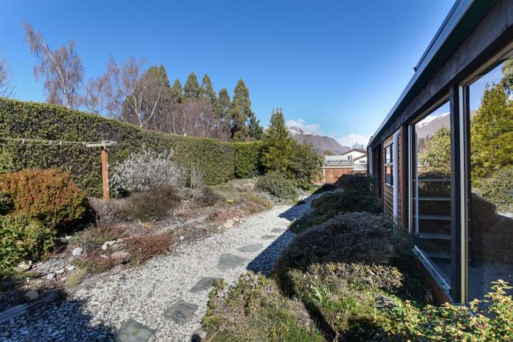 8 Kelvin Place Kelvin Heights_17